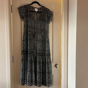 Stunning black and white Misa dress. Size small. Worn 1x. Perfect condition.
